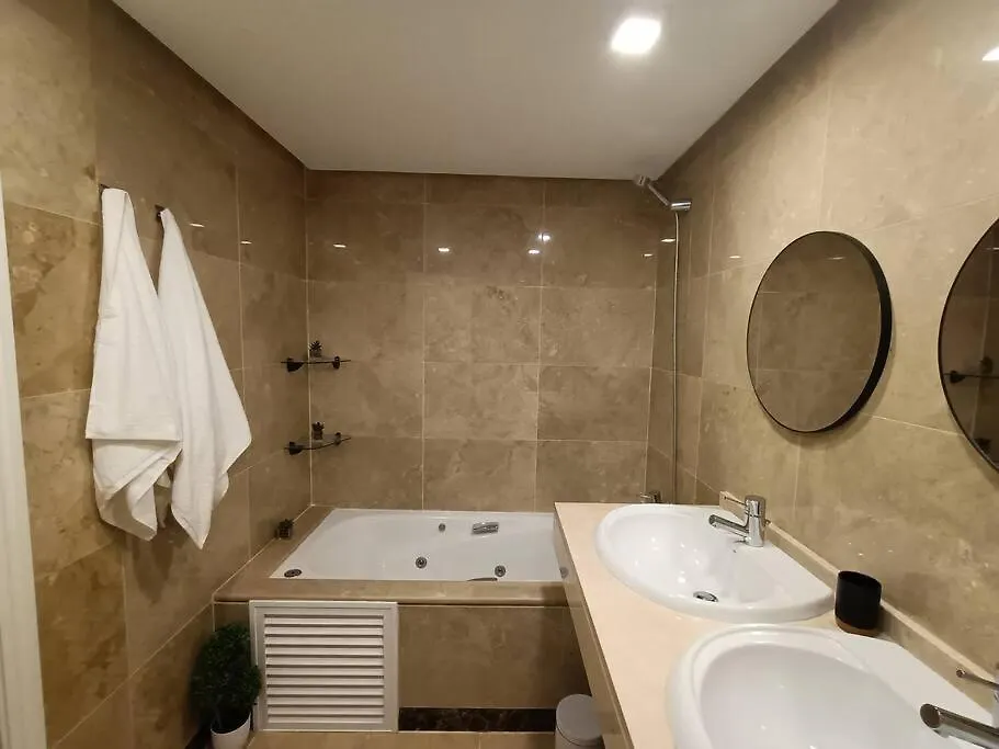 Manilva Playa Duquesa Lujo Apartment